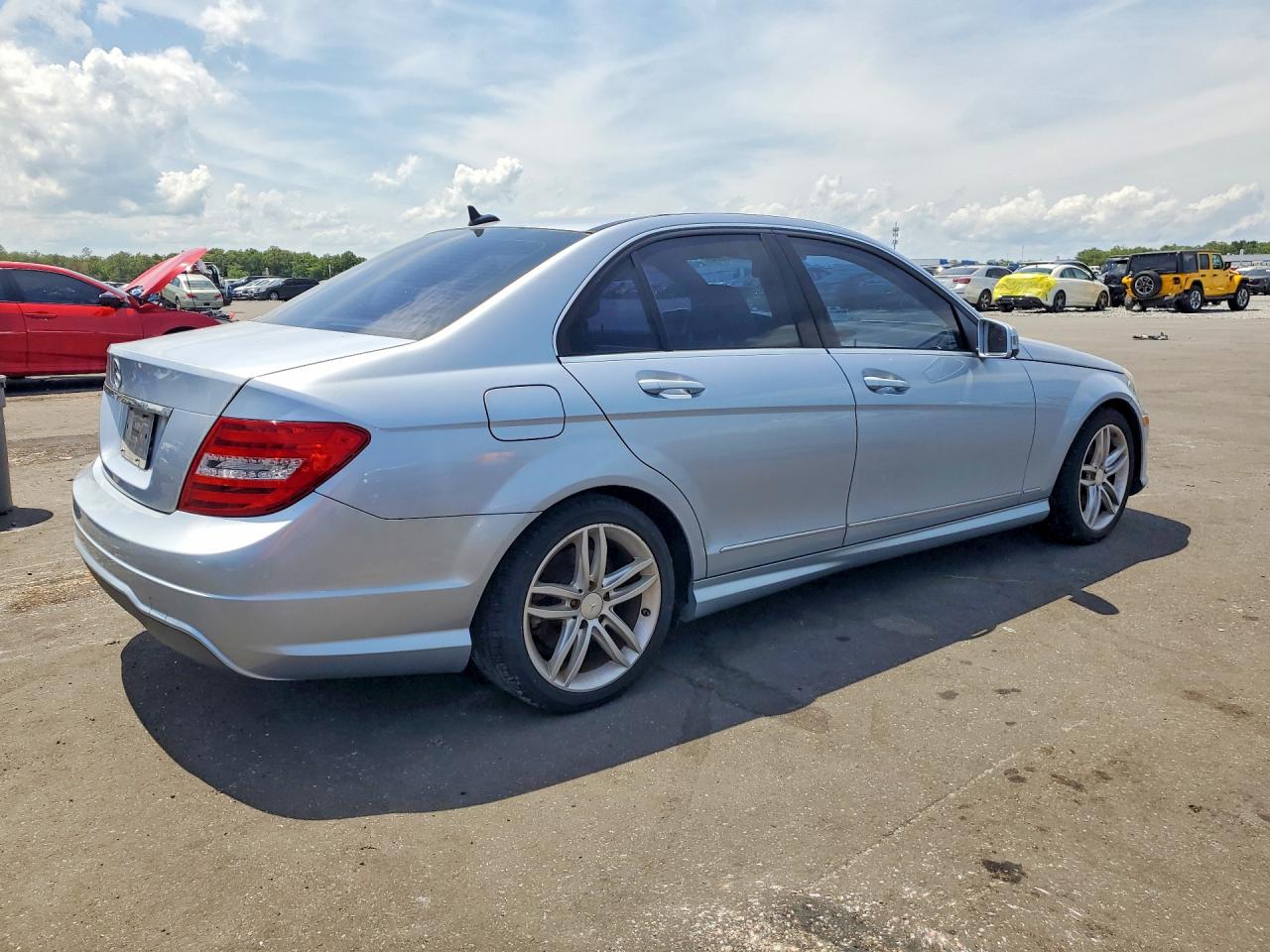 Mercedes-Benz C-Class 250