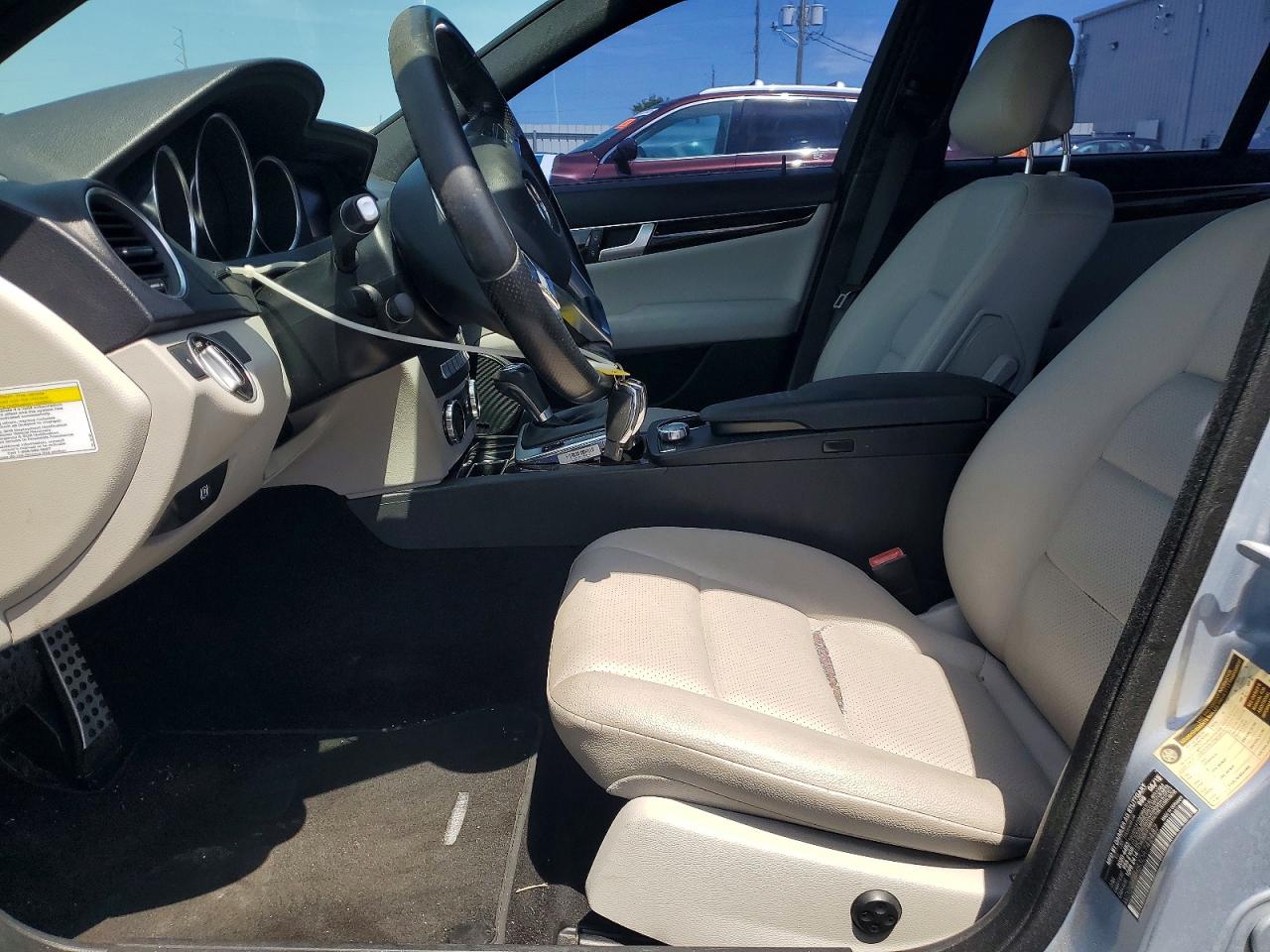 Mercedes-Benz C-Class 250