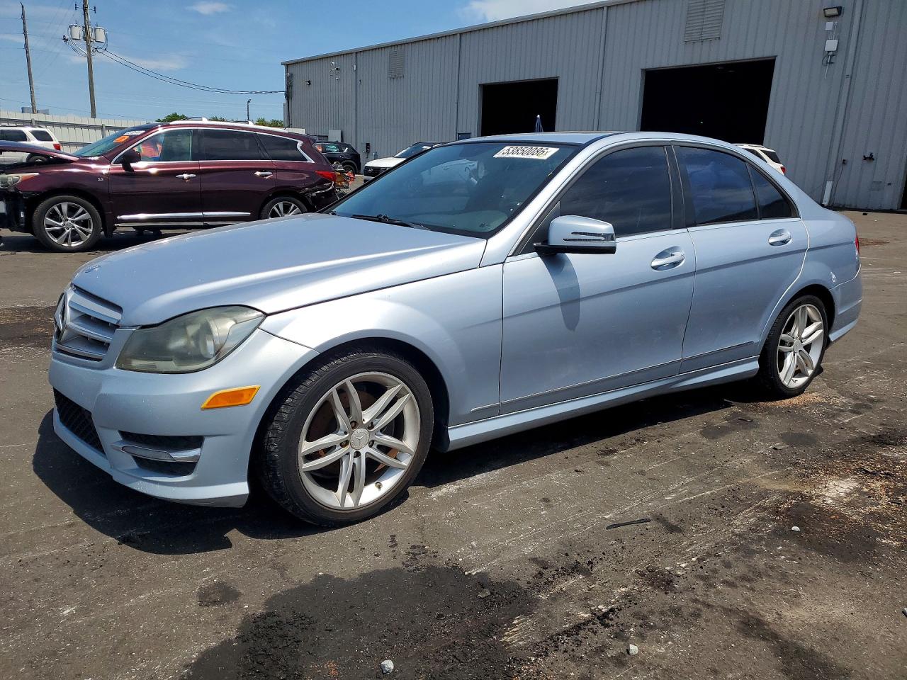 Salvage Mercedes-Benz C-Class Image