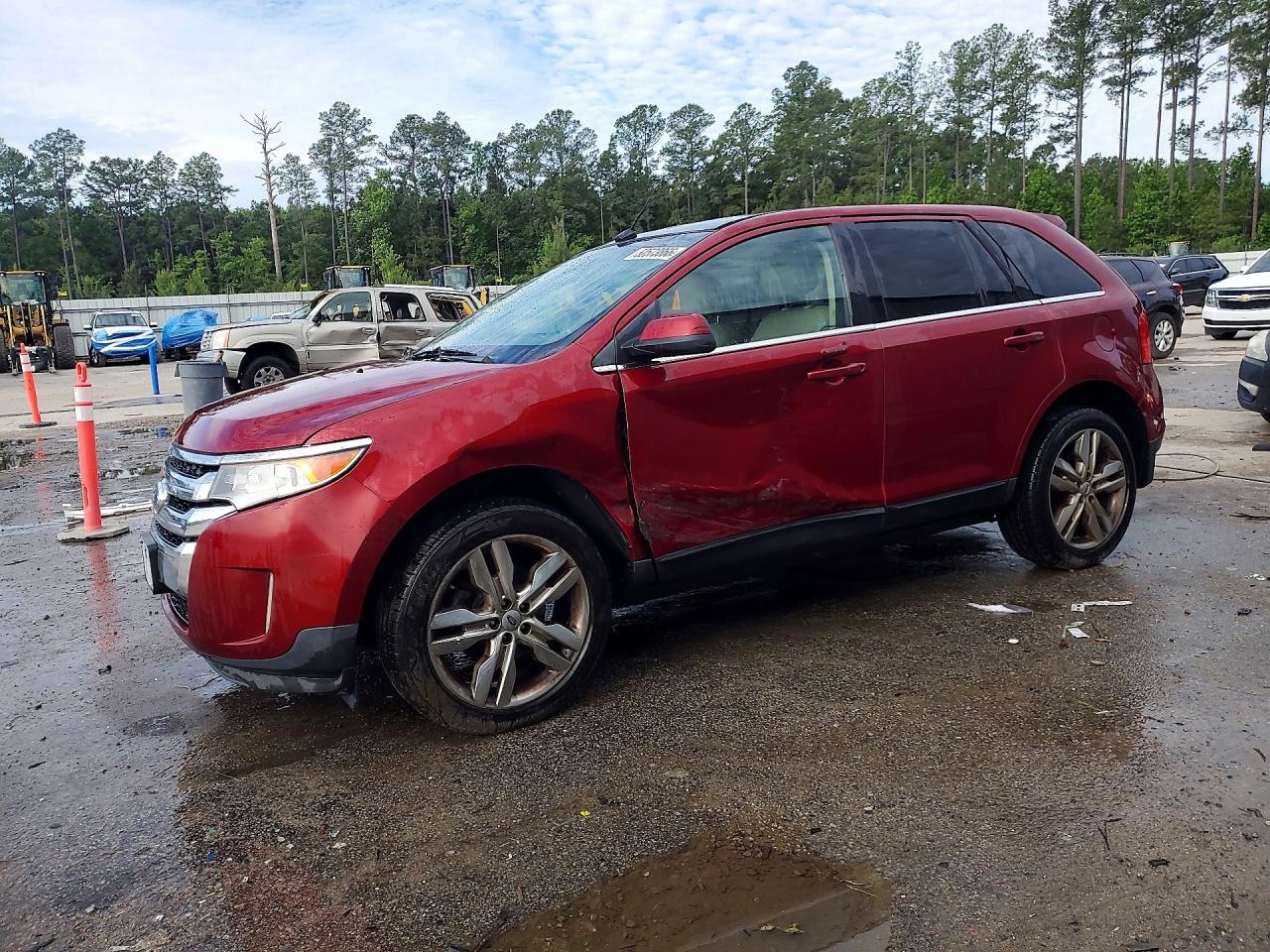 Salvage Ford Edge Image