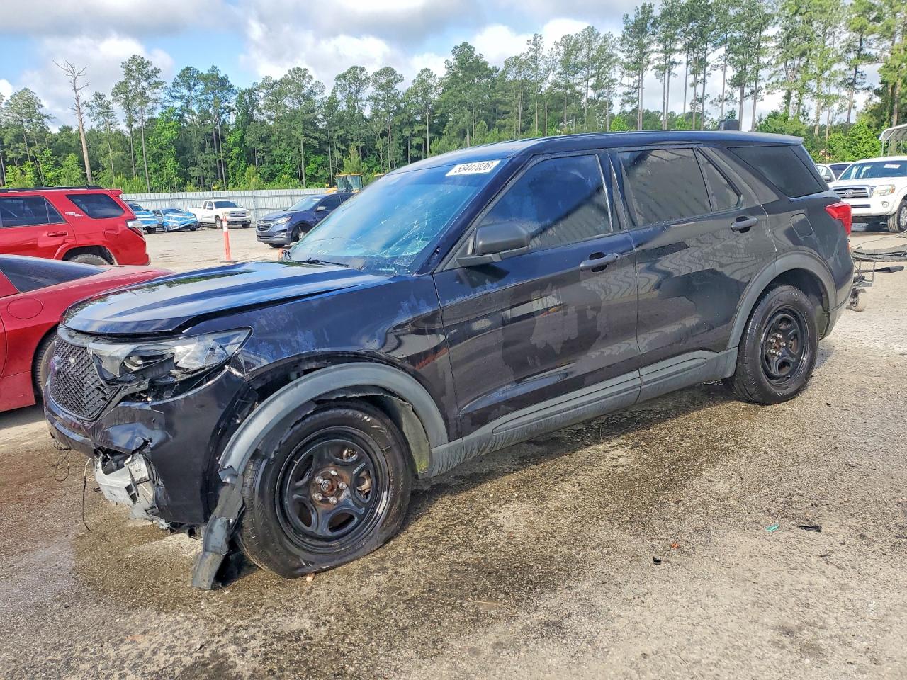 Salvage Ford Explorer Image
