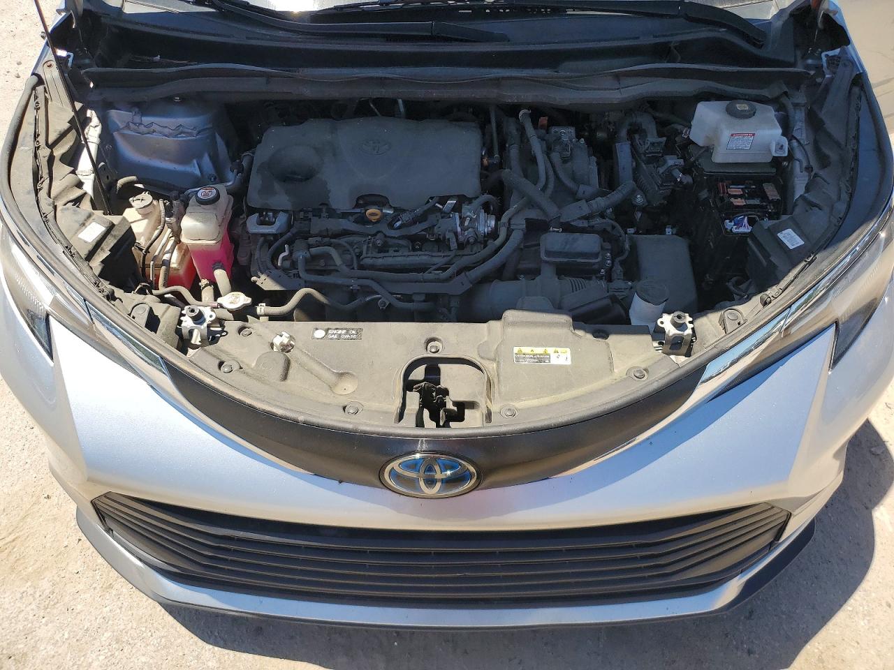 Toyota Sienna Le