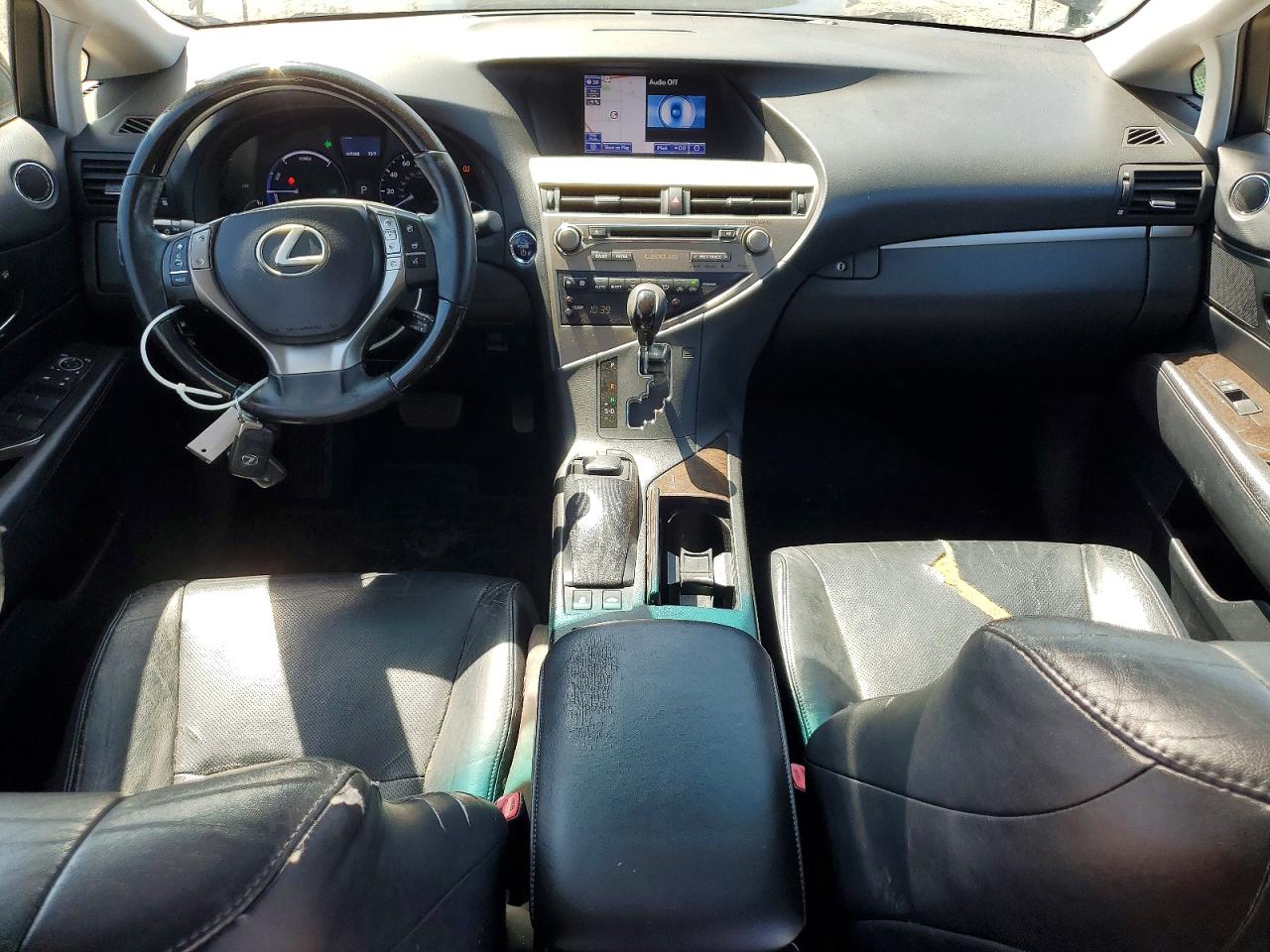 Lexus RX Base