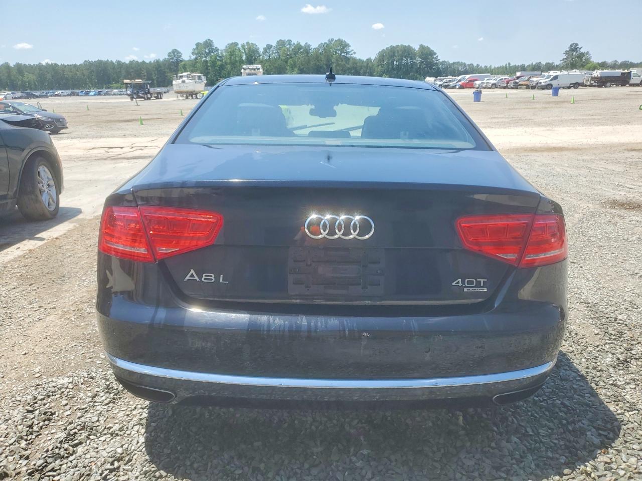 Audi A8 L Quattro