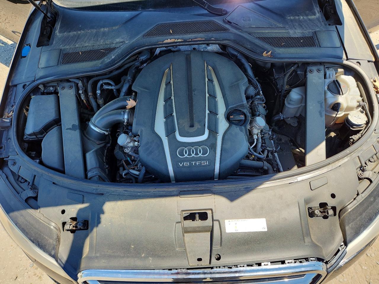 Audi A8 L Quattro