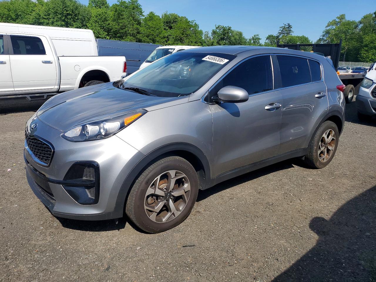 Salvage Kia Sportage Image