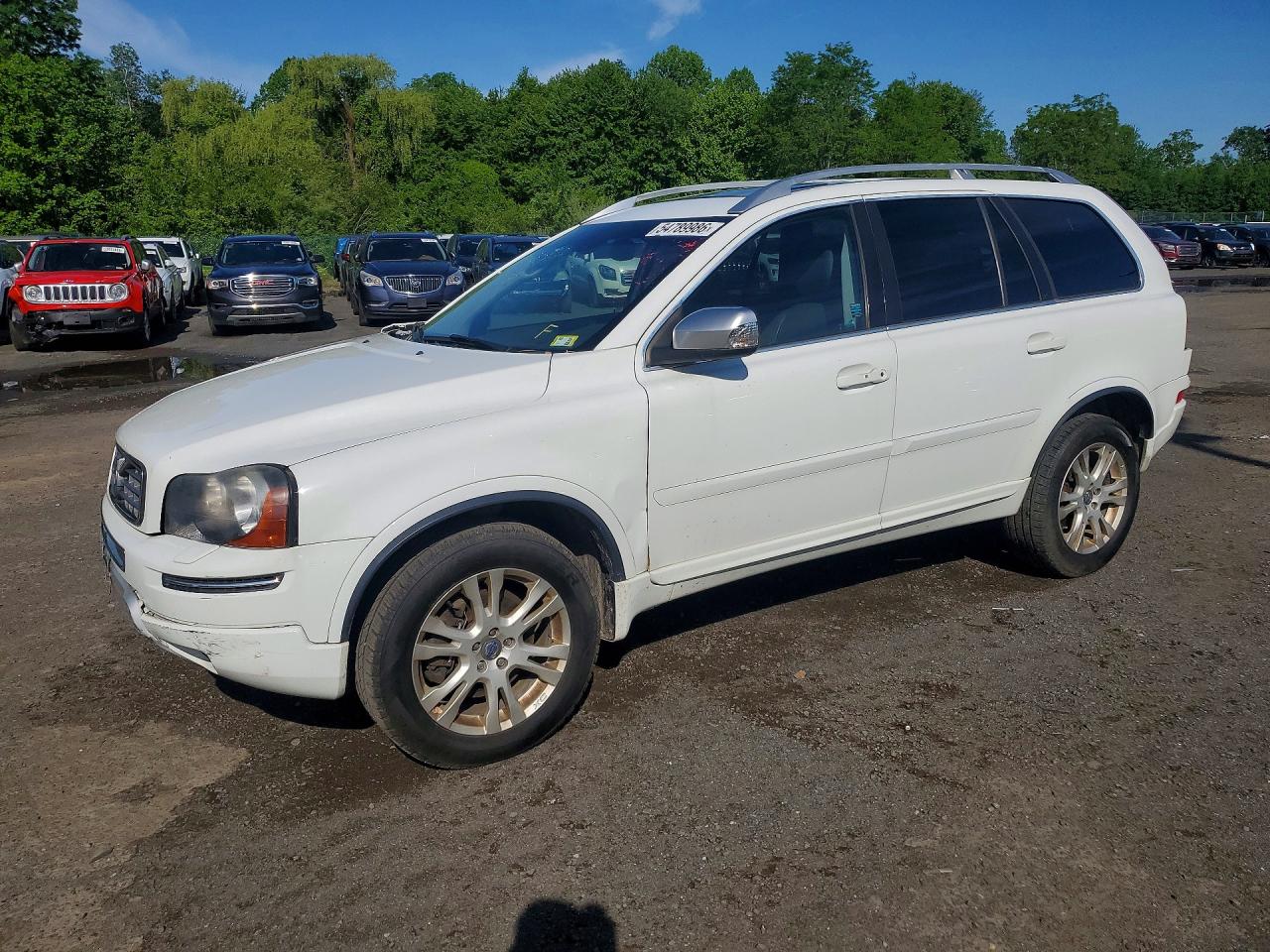 Salvage Volvo XC90 Image