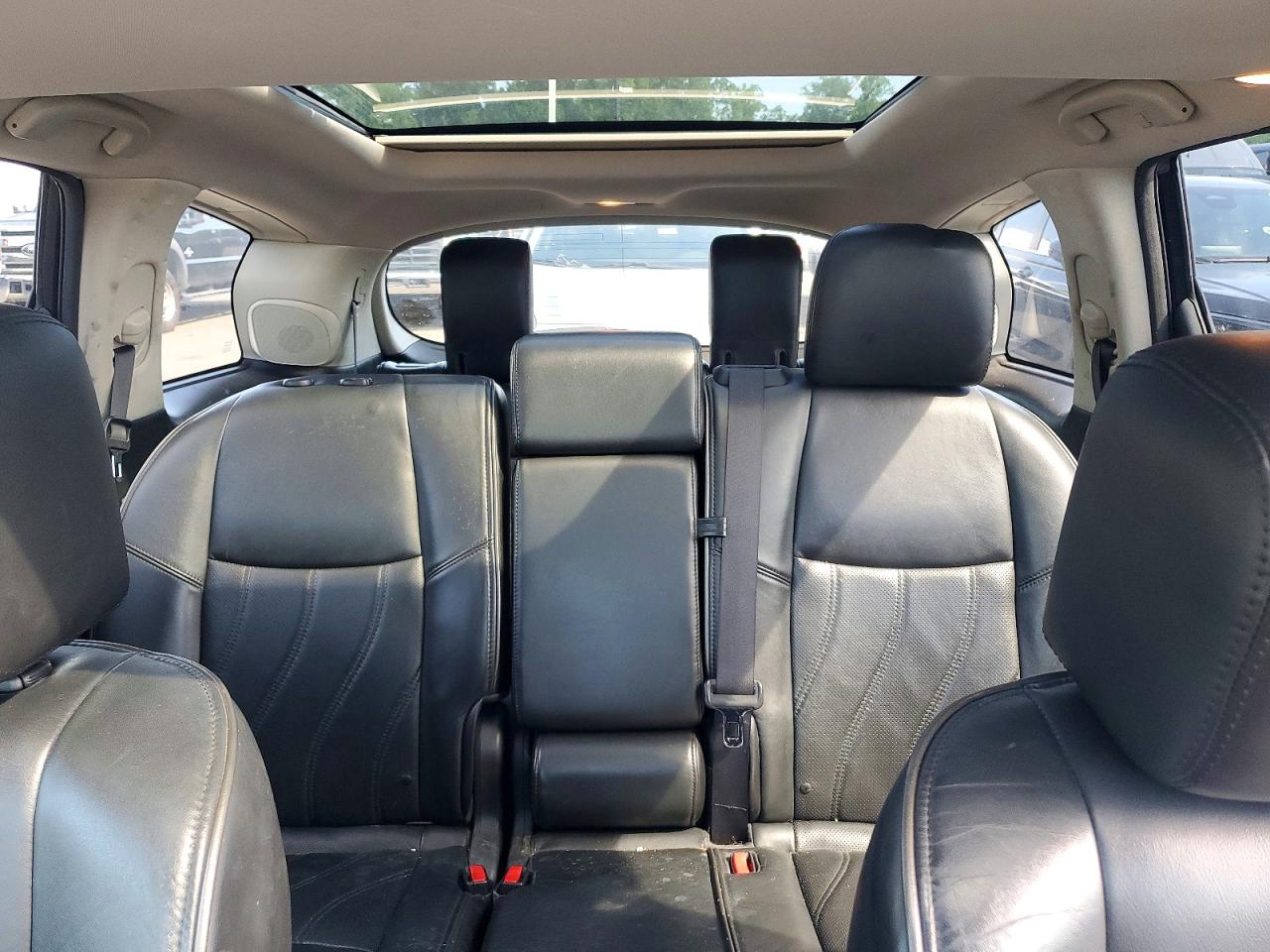 INFINITI JX35 Base