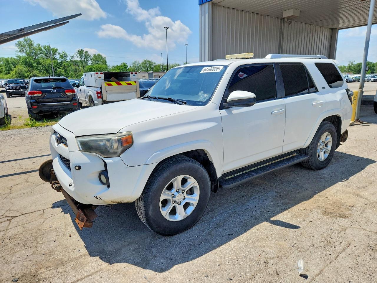 Salvage Toyota 4Runner Image