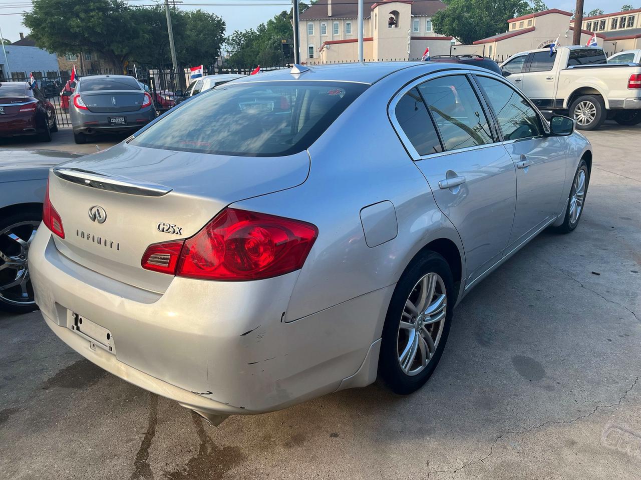 INFINITI G25 X