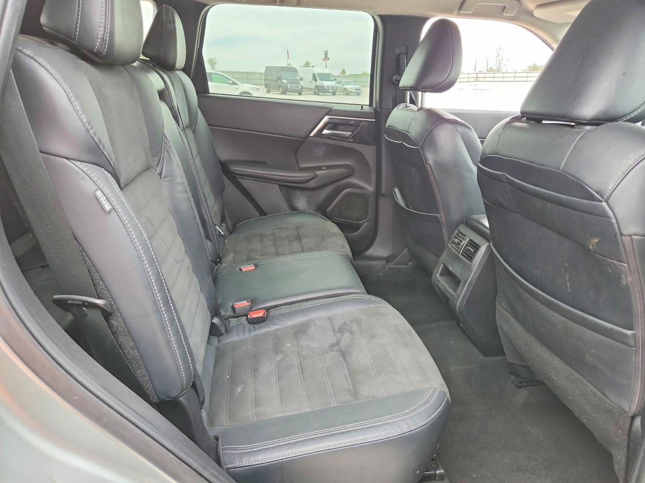 Mitsubishi Outlander Se