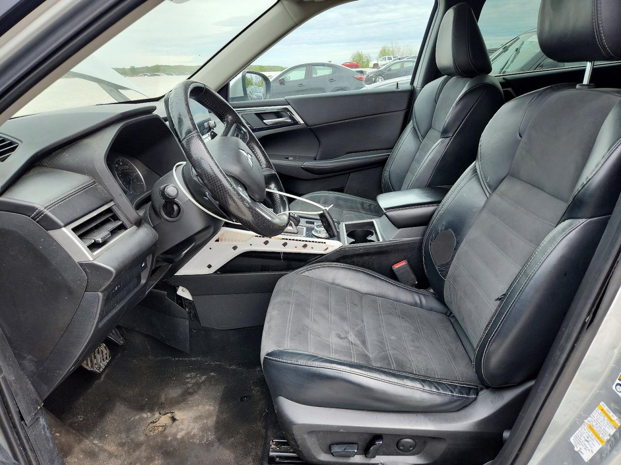 Mitsubishi Outlander Se