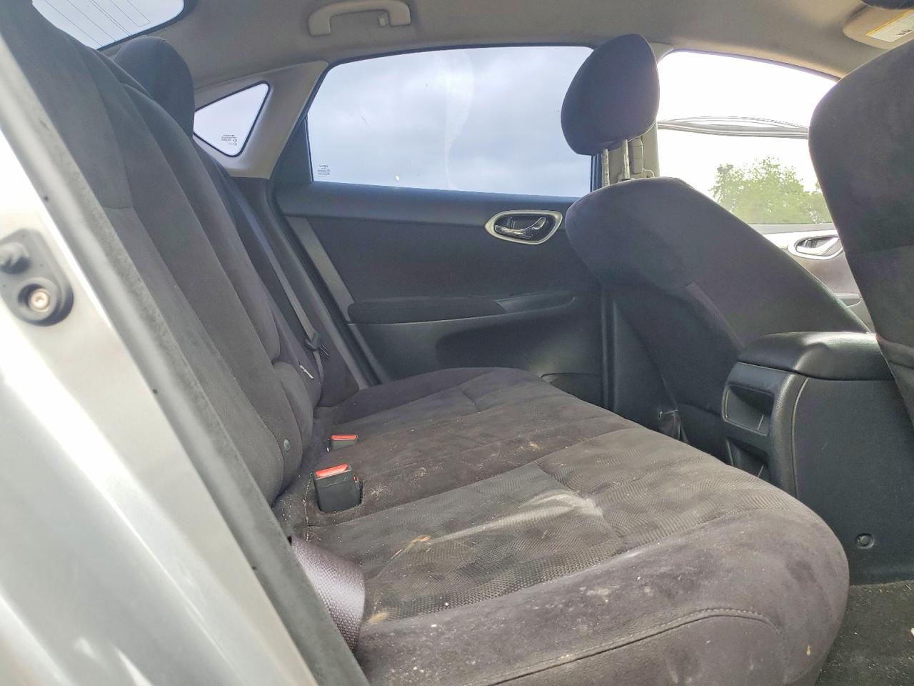 Nissan Sentra S