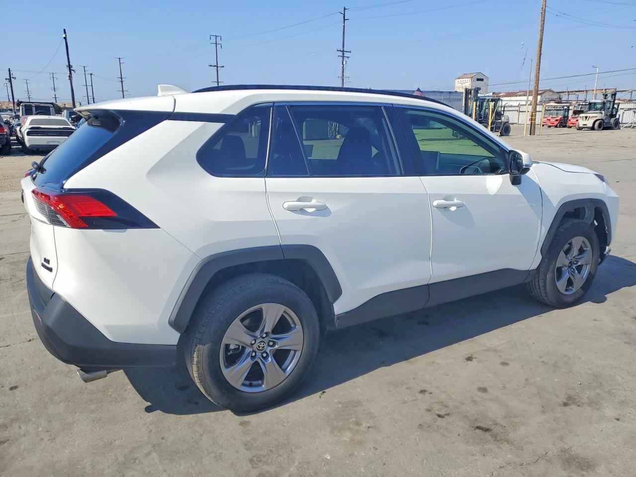 Toyota RAV4 Le