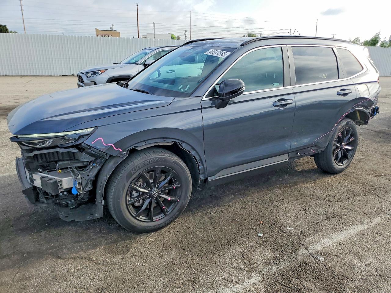 Salvage Honda Crv Image
