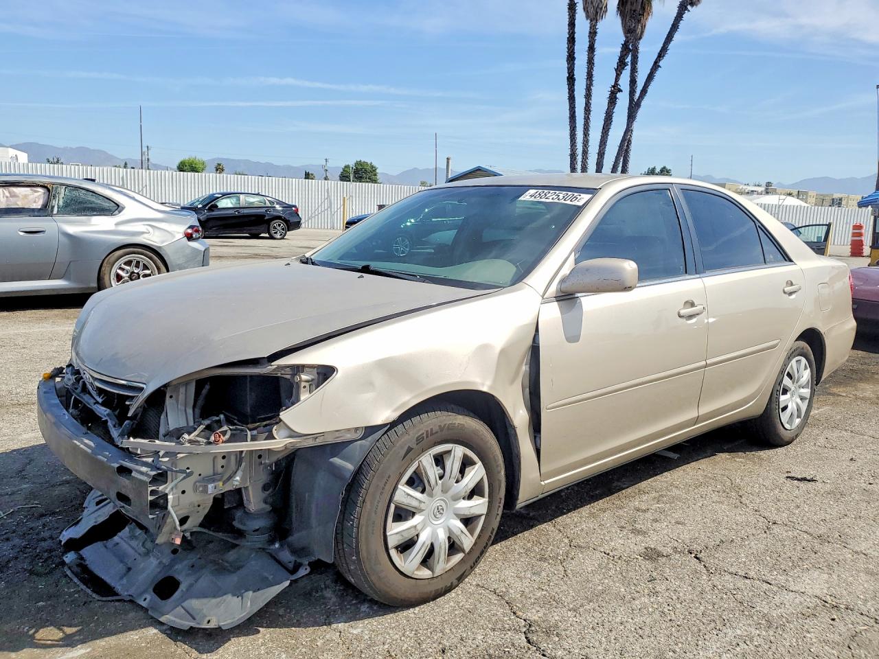Salvage Toyota Camry Image