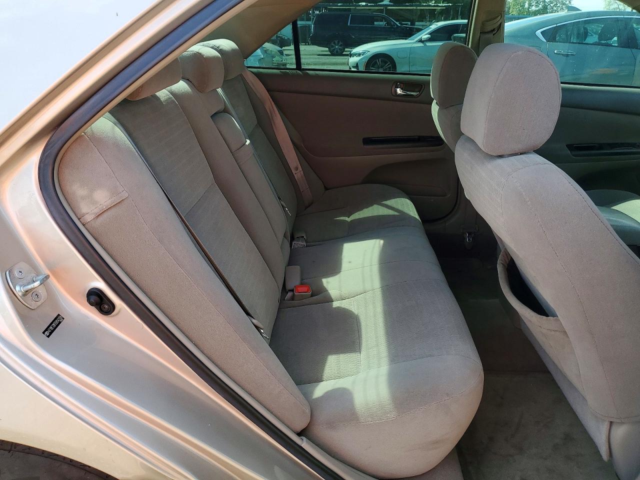 Toyota Camry Le