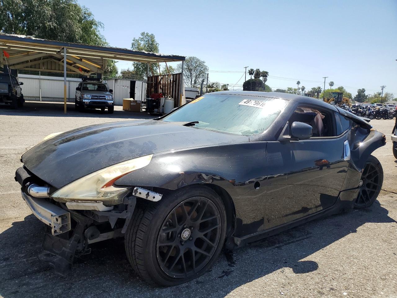 Salvage Nissan 370Z Image