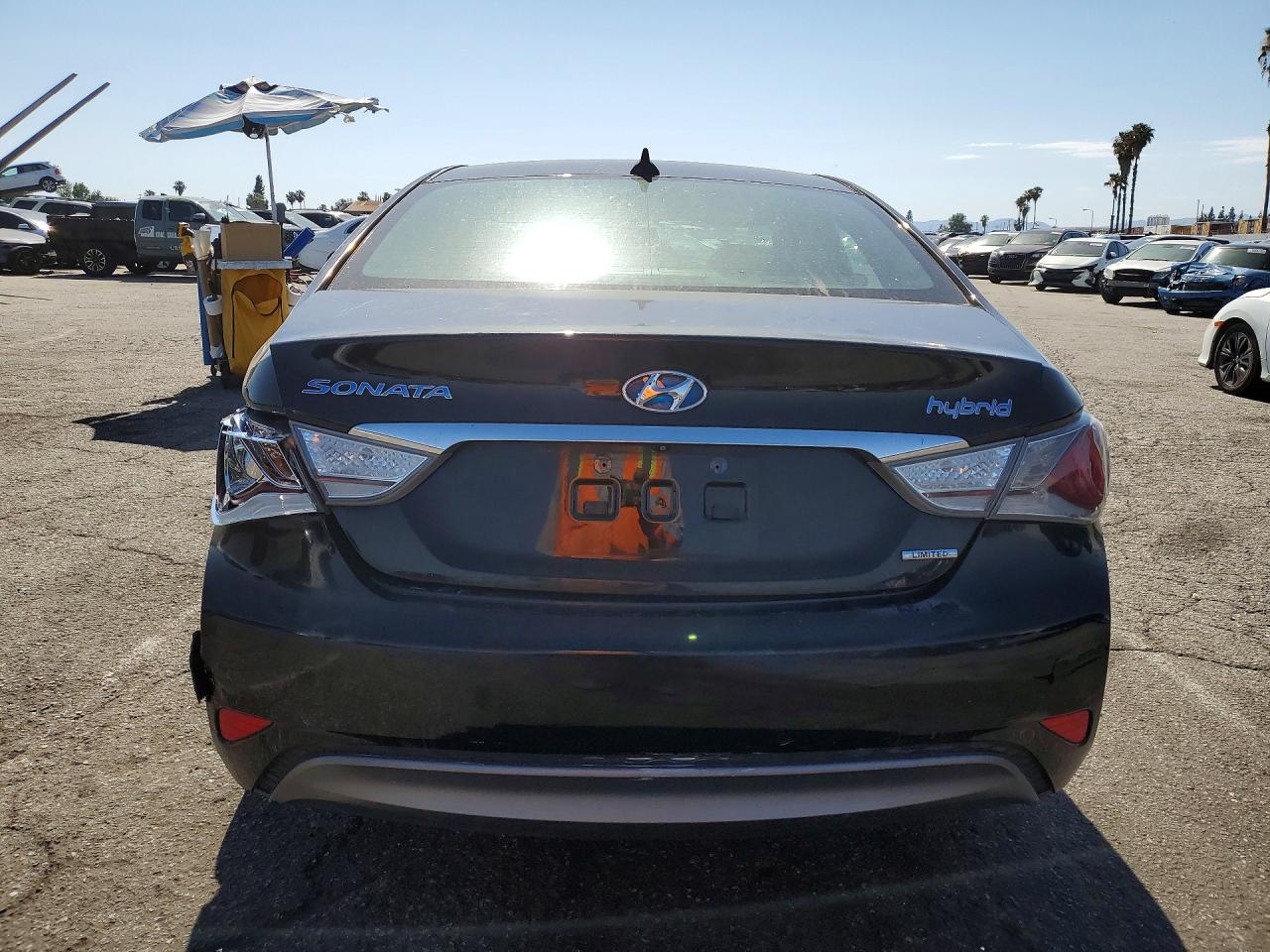 Hyundai SONATA Hybrid