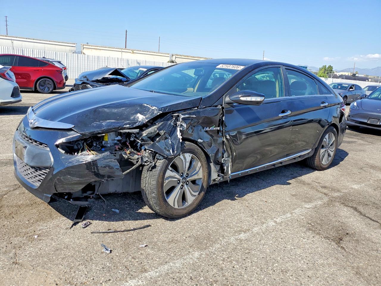 Salvage Hyundai SONATA Image