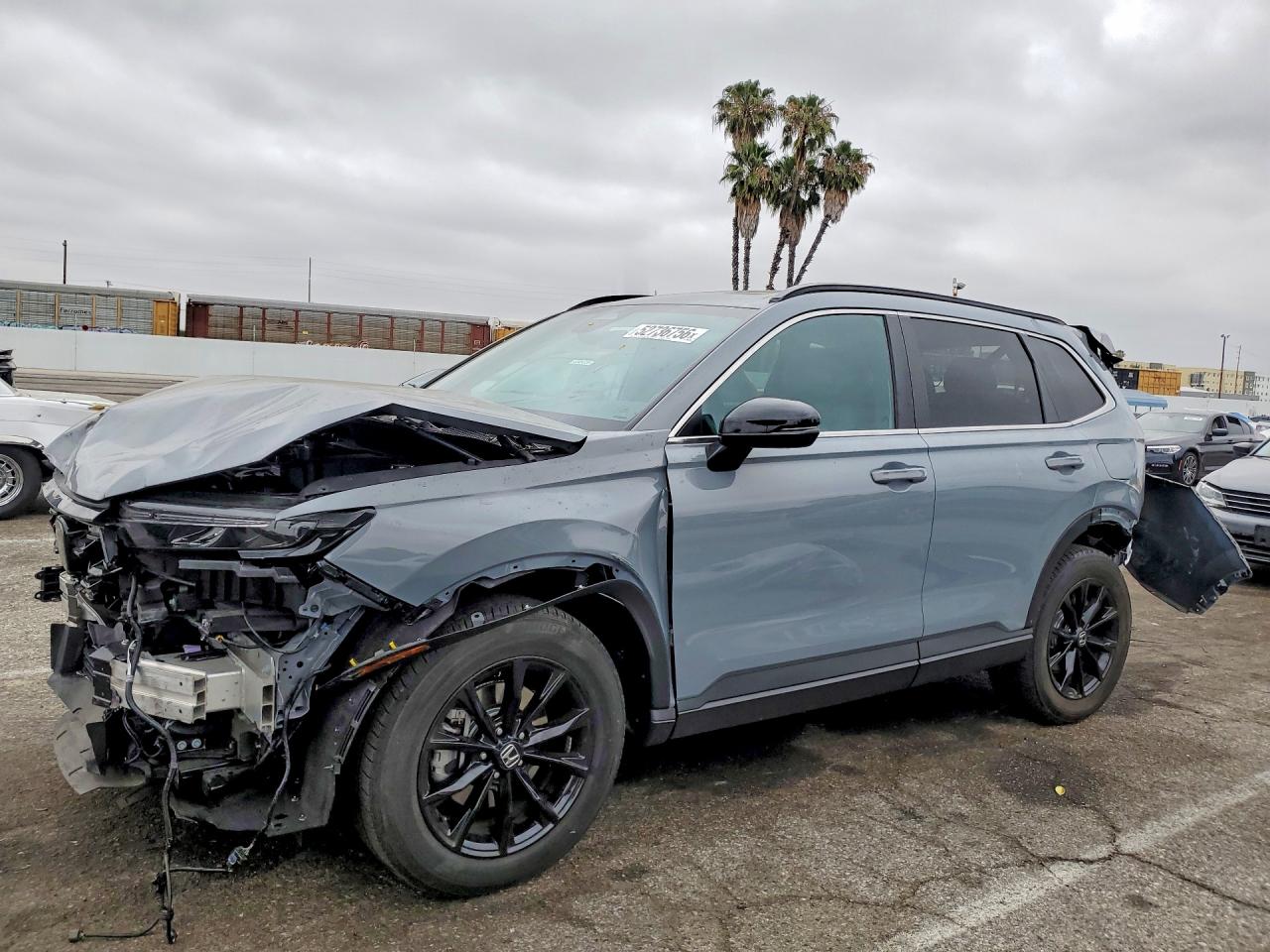 Salvage Honda Crv Image