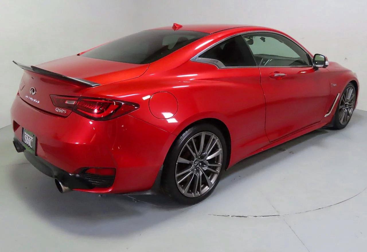 INFINITI Q60 Red Sport 400