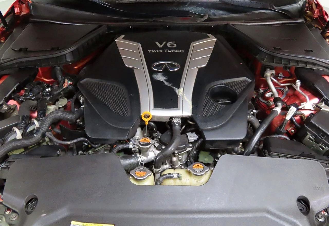 INFINITI Q60 Red Sport 400
