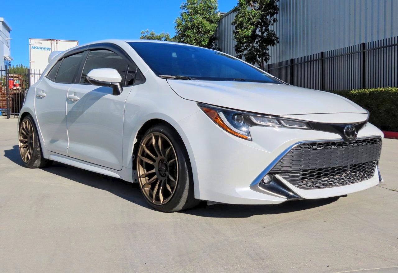 Salvage Toyota Corolla Image
