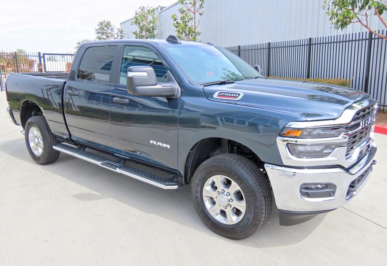 Salvage Ram 2500 Image