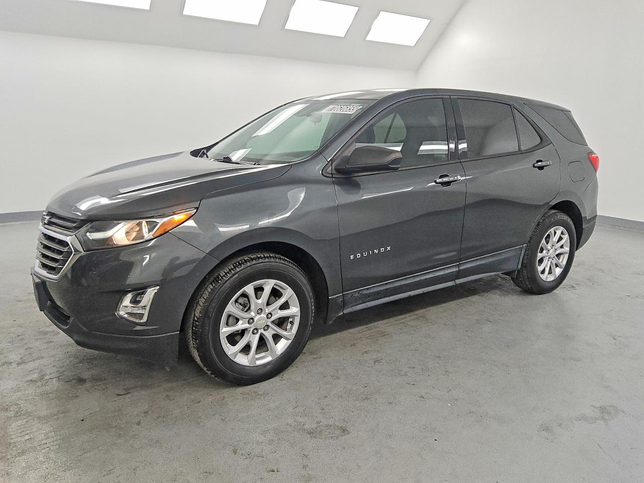Salvage Chevrolet Equinox Image