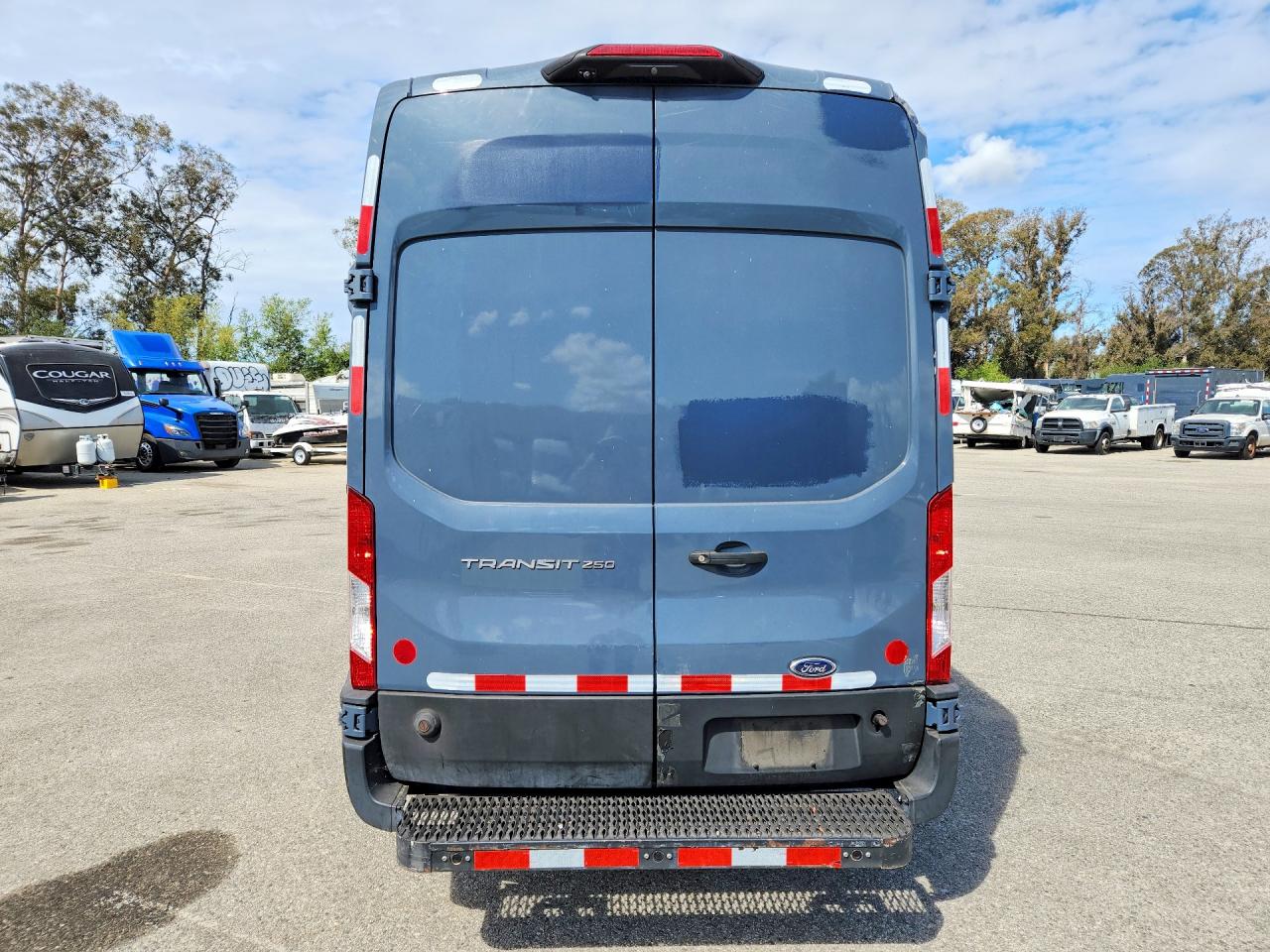 Ford Transit T-250