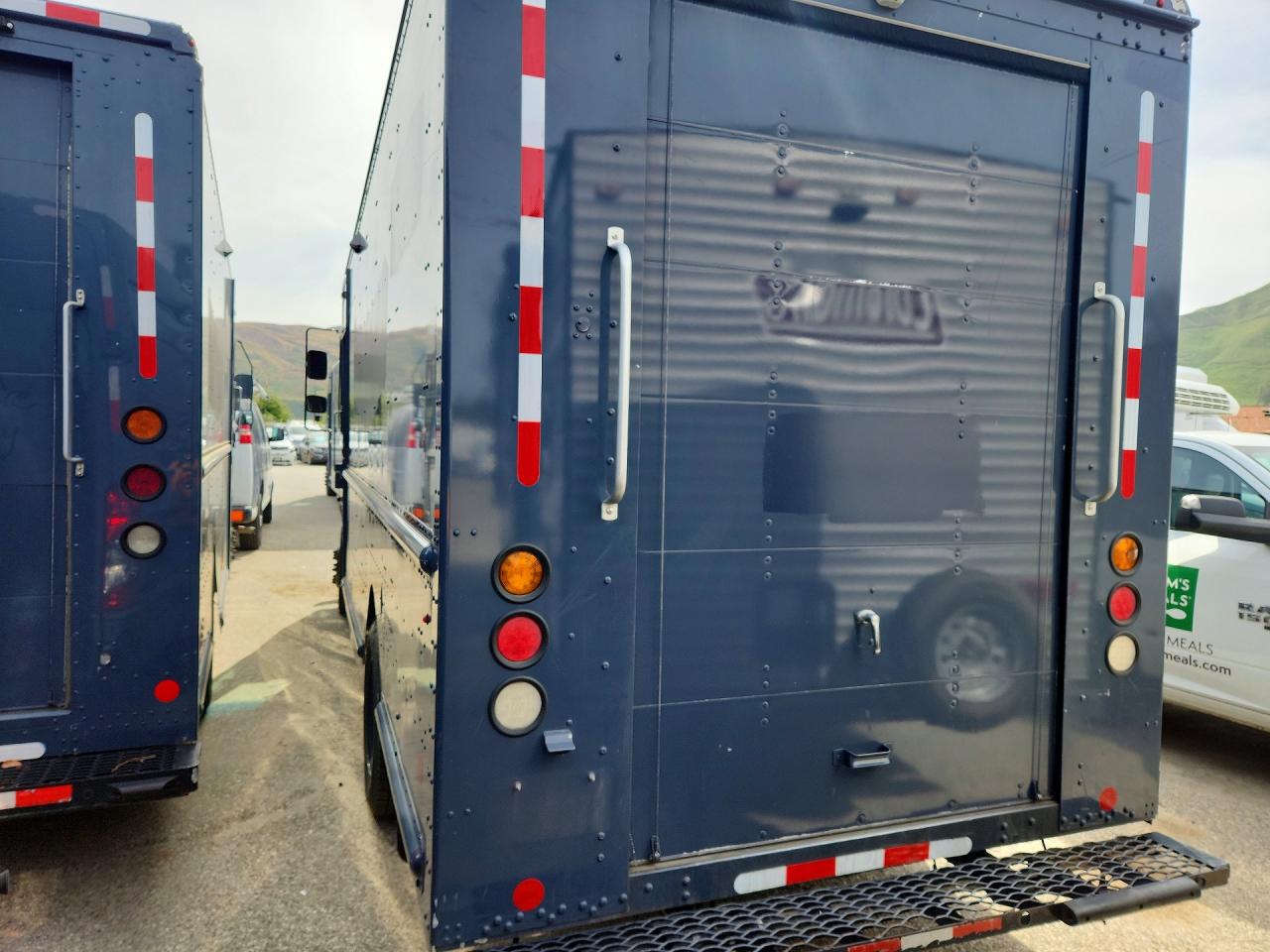 Freightliner Chassis M Line