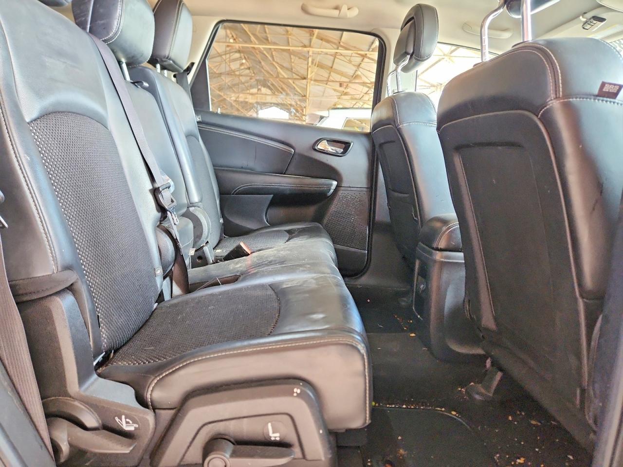 Dodge Journey Crossroad