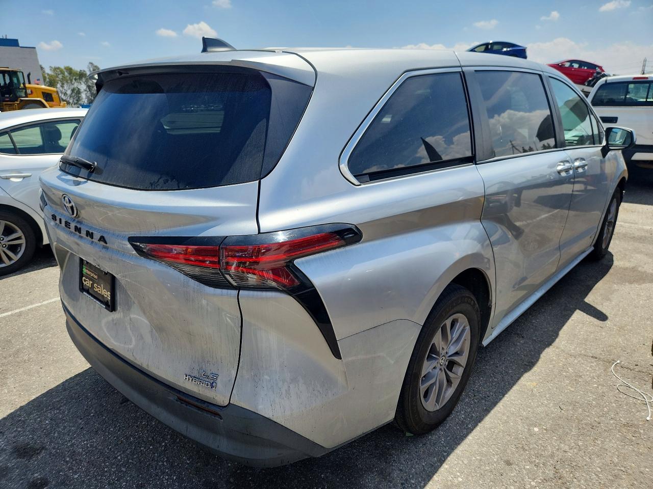 Toyota Sienna Le