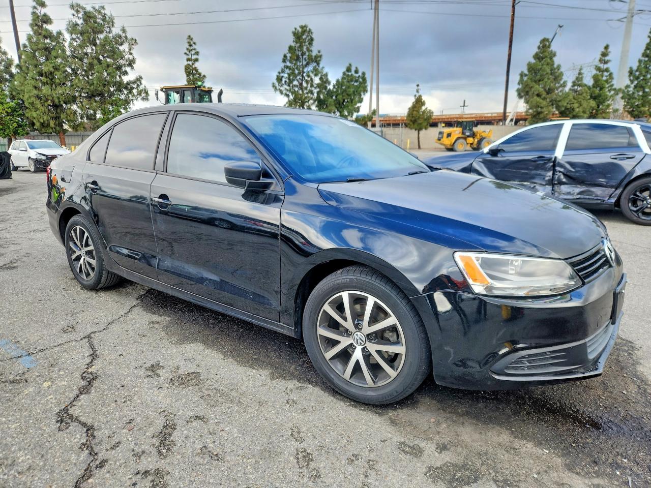 Volkswagen Jetta Base