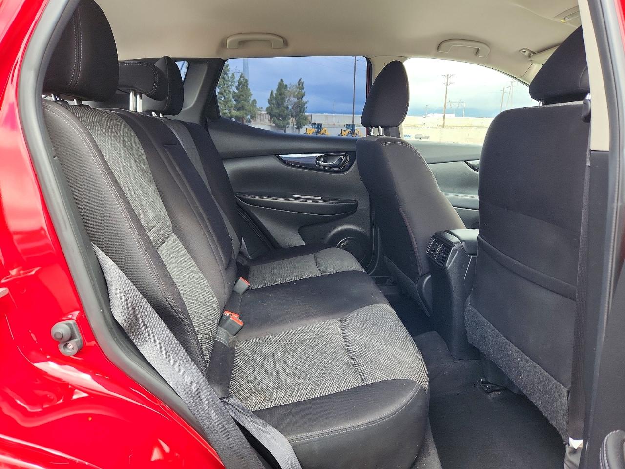 Nissan Rogue Sv