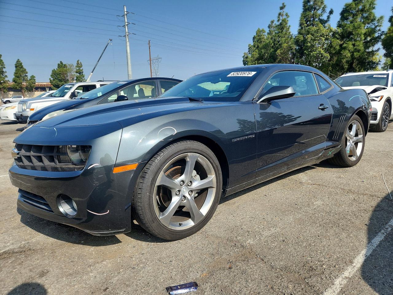 Salvage Chevrolet Camaro Image