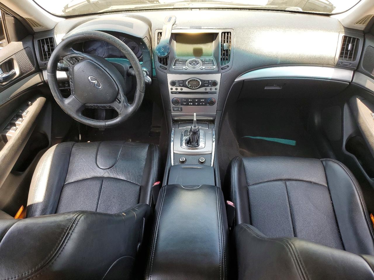 INFINITI G37 Base