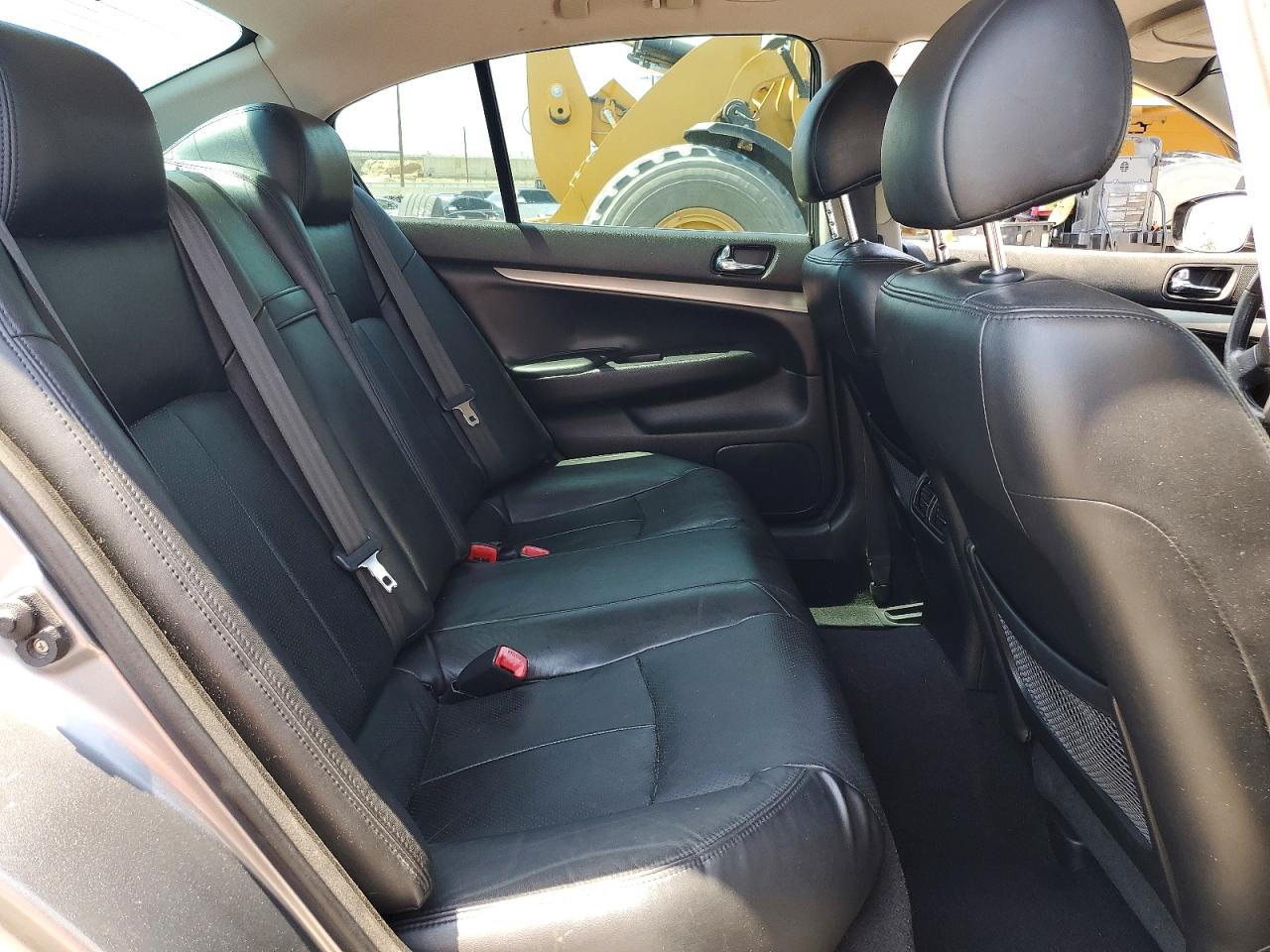 INFINITI G37 Base