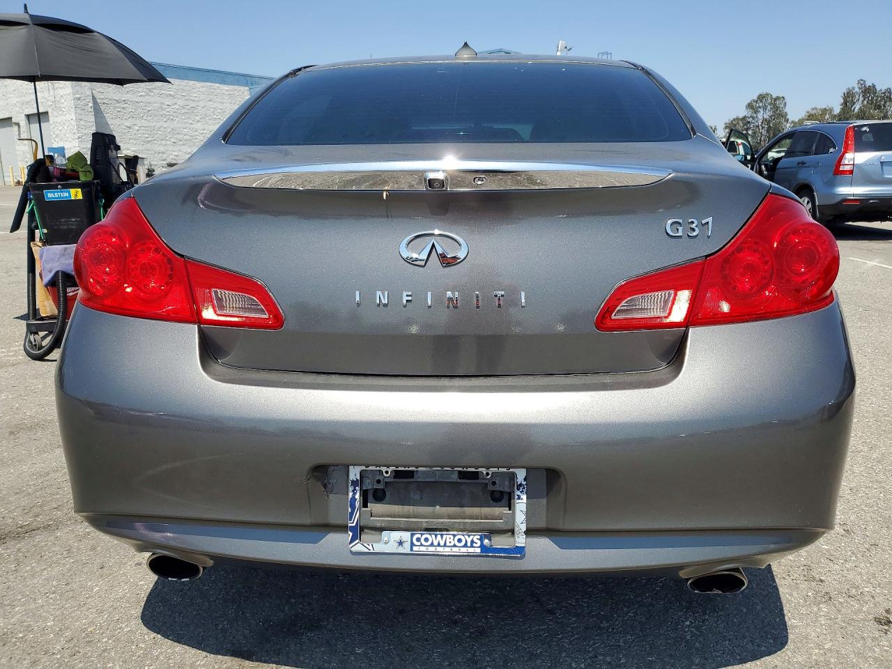 INFINITI G37 Base