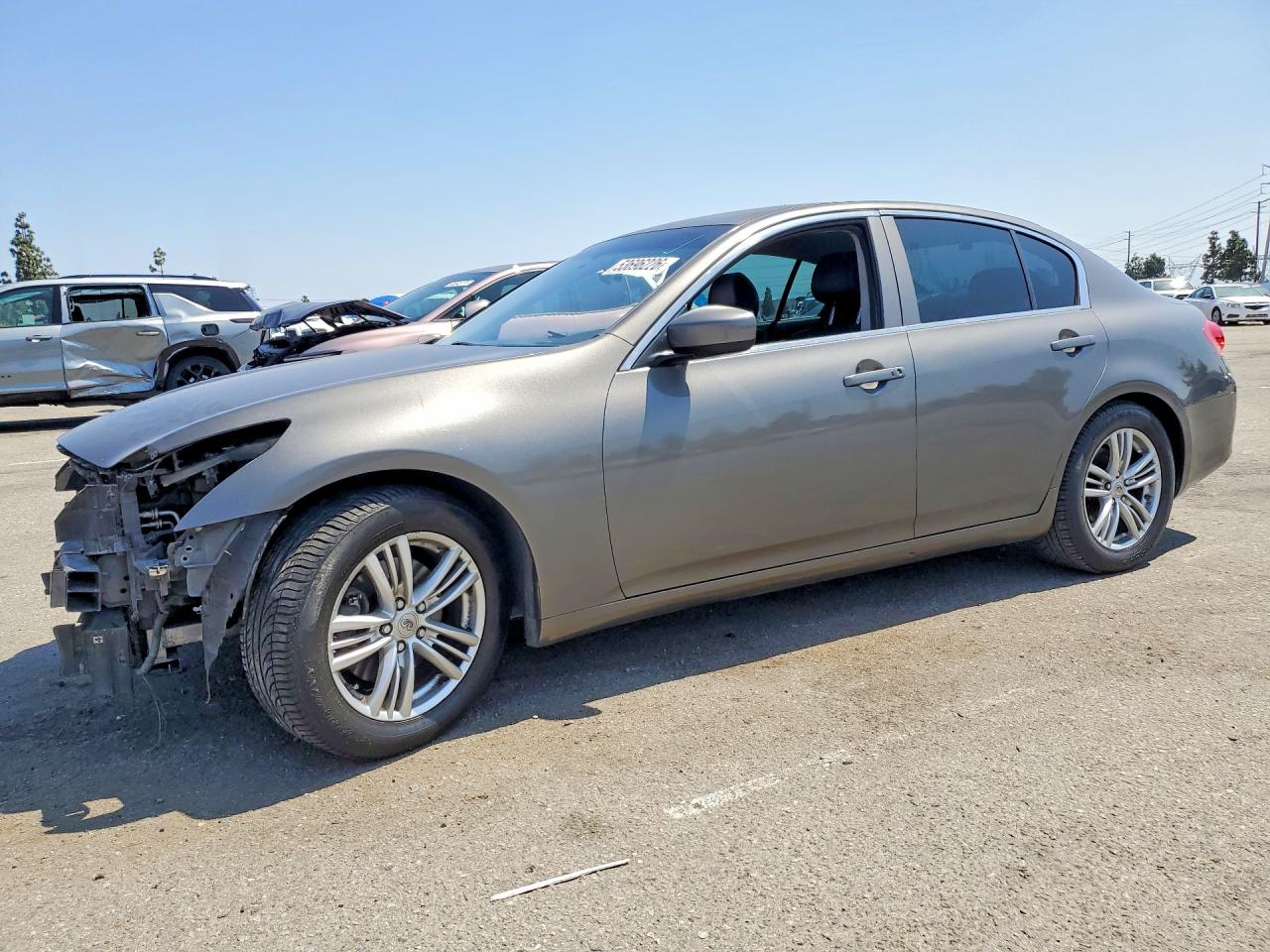 Salvage INFINITI G37 Image