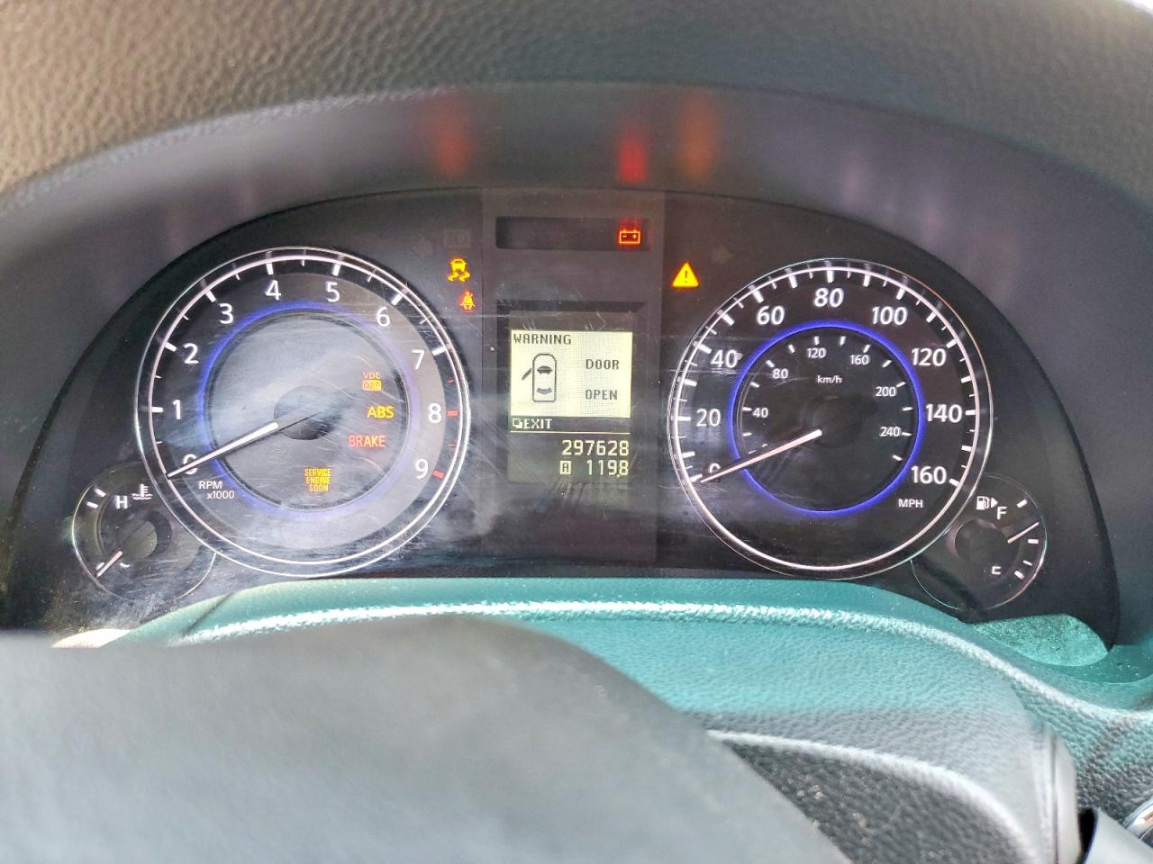 INFINITI G37 Base