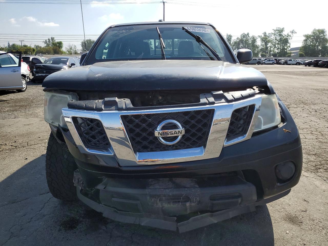 Nissan Frontier Sv