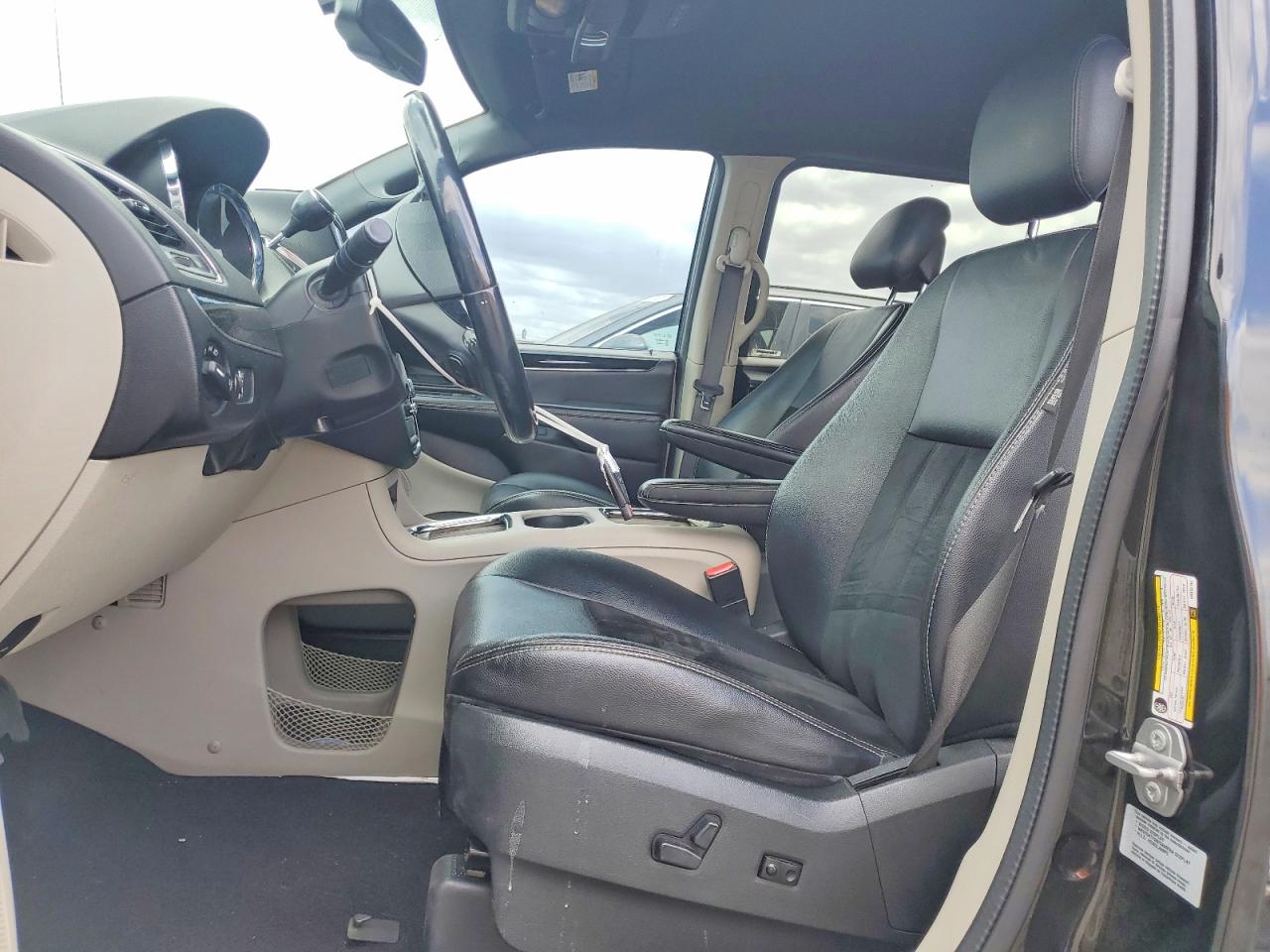Dodge Caravan Sxt
