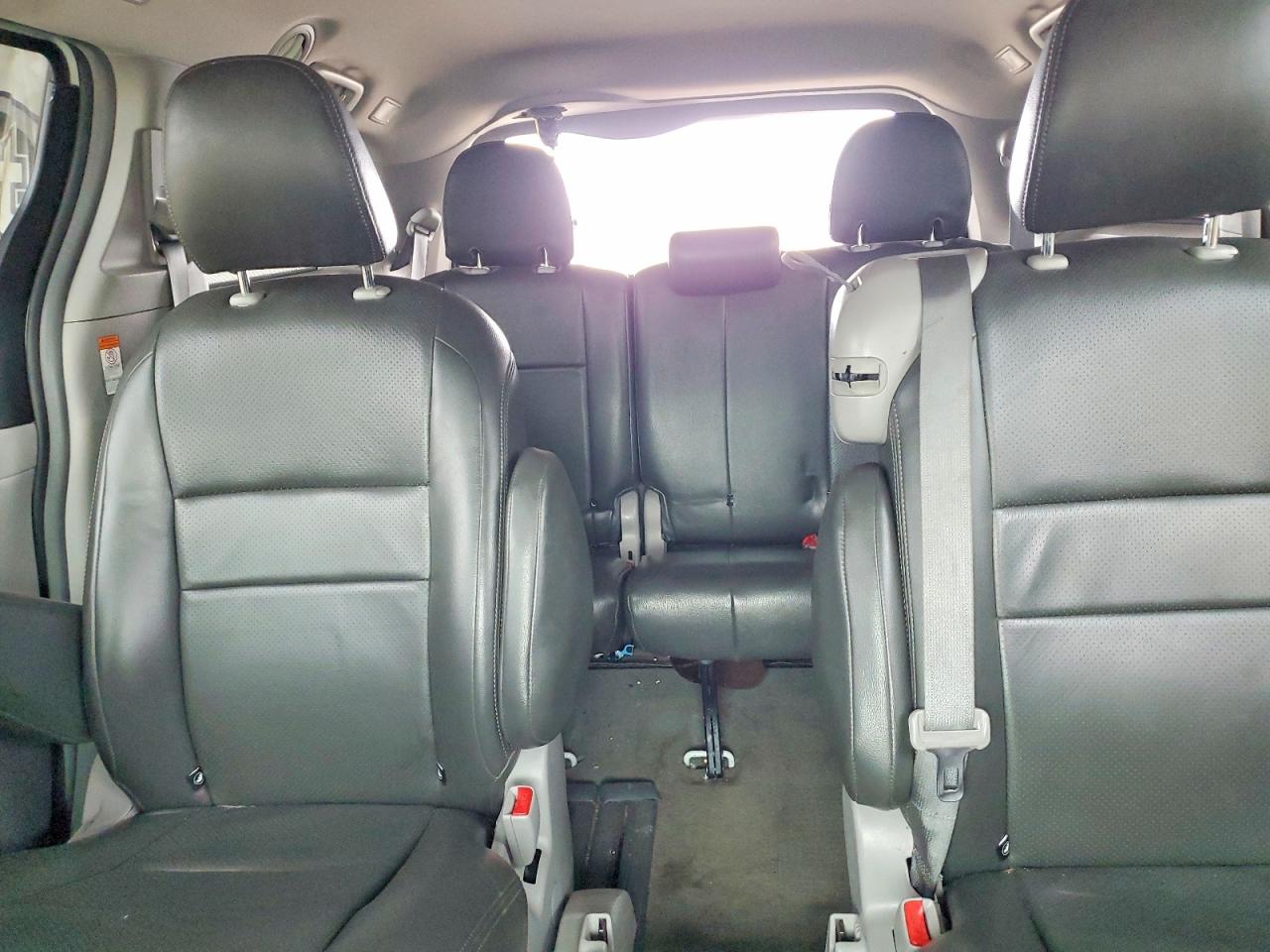 Toyota Sienna Le