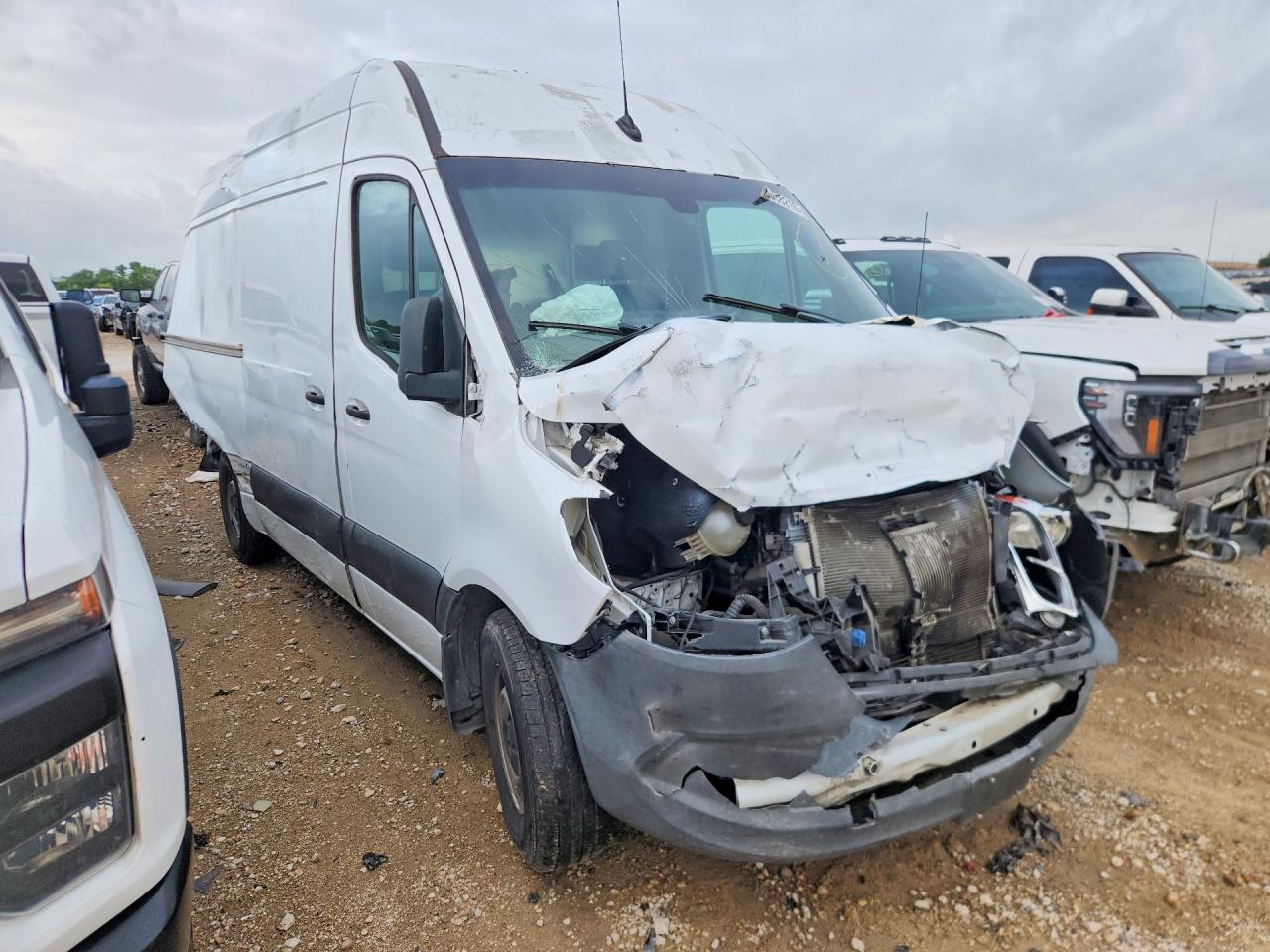 Mercedes-Benz Sprinter 2500