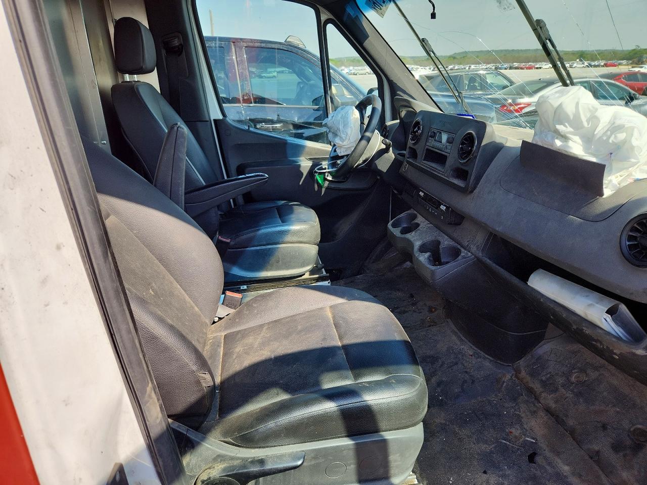 Mercedes-Benz Sprinter 2500