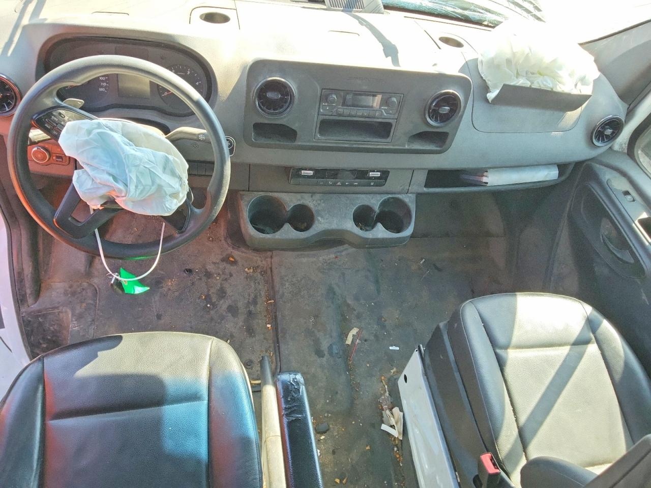 Mercedes-Benz Sprinter 2500