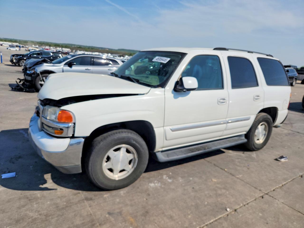 Salvage GMC Yukon Image