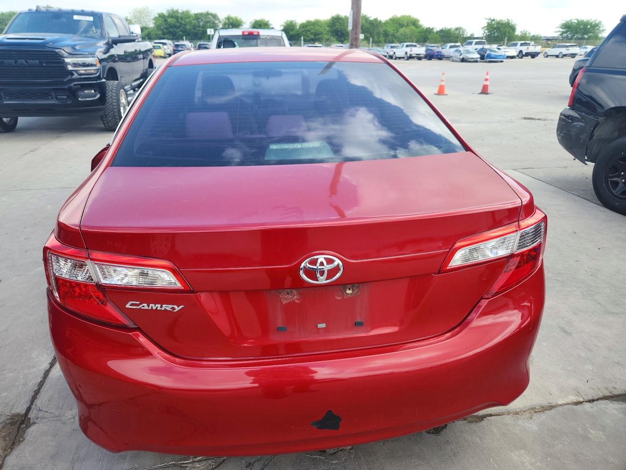 Toyota Camry L